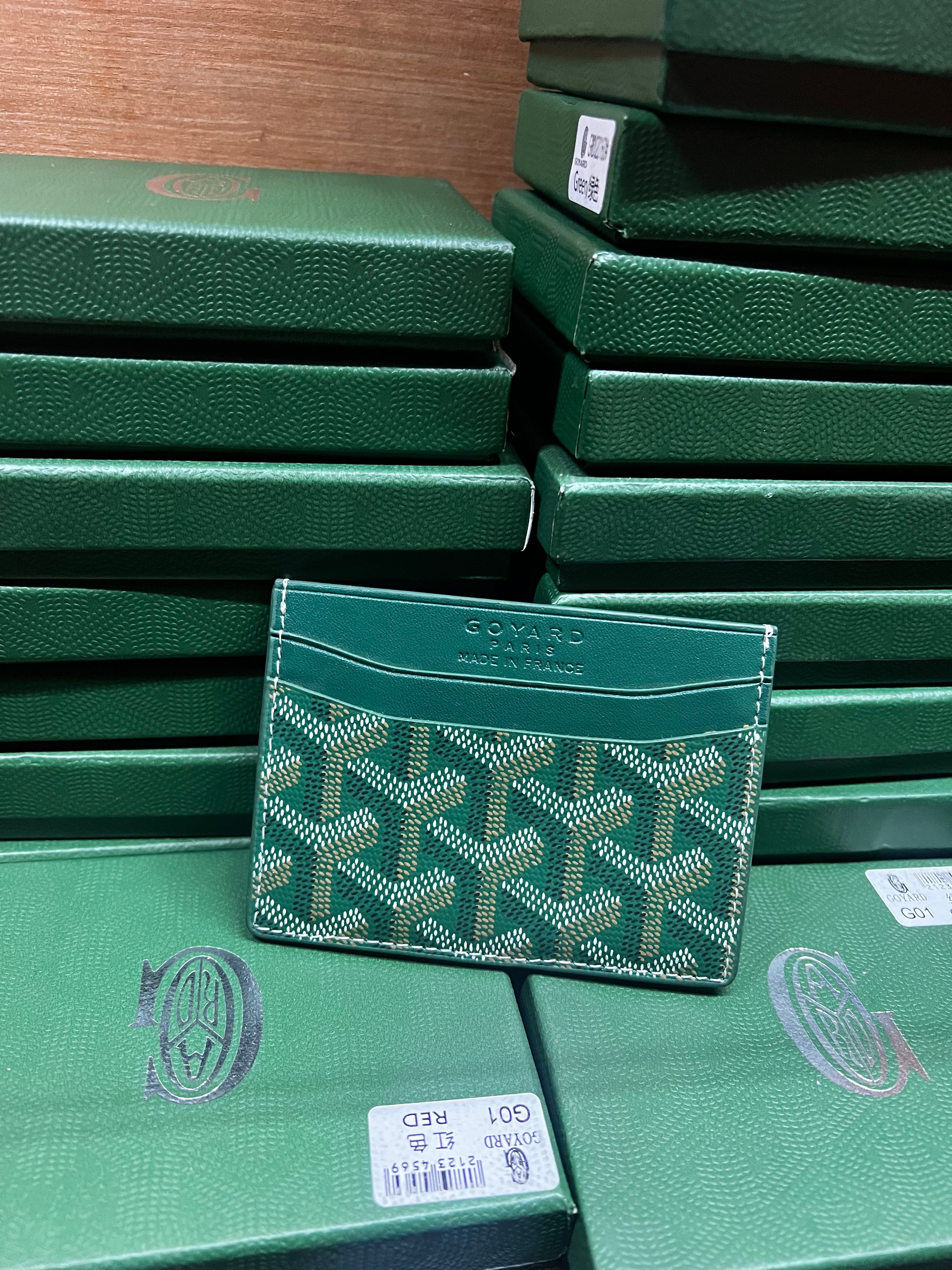 Porte carte goyard + bracelet van cleef blanc gratuite ✅