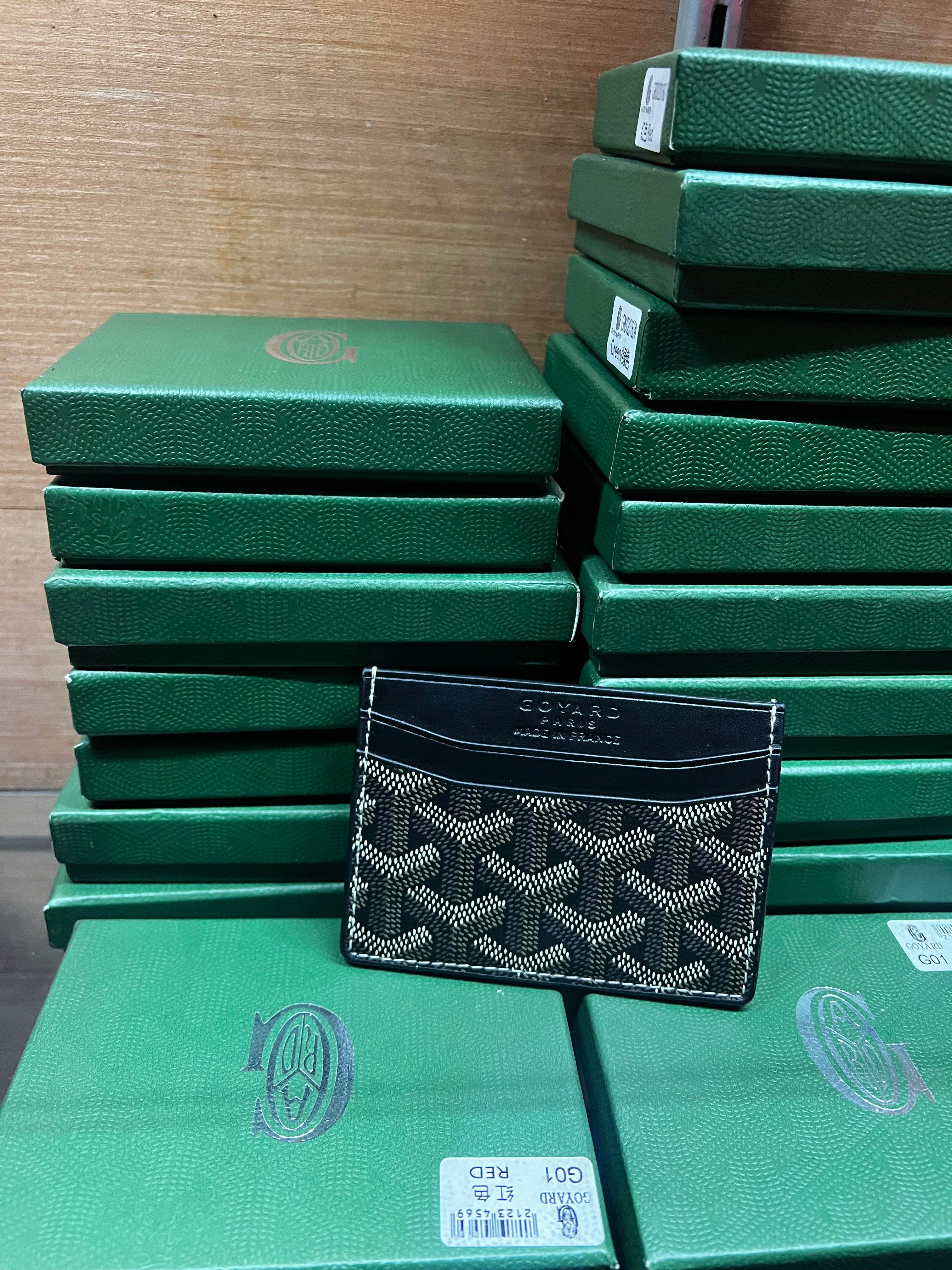 Porte carte goyard + bracelet van cleef blanc gratuite ✅