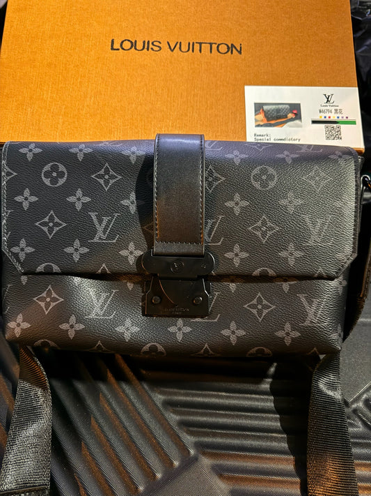 Sac Louis vuitton pour homme